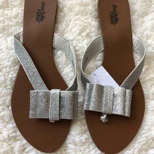 NWT Silver Glitter Bow Slippers / thong sandals